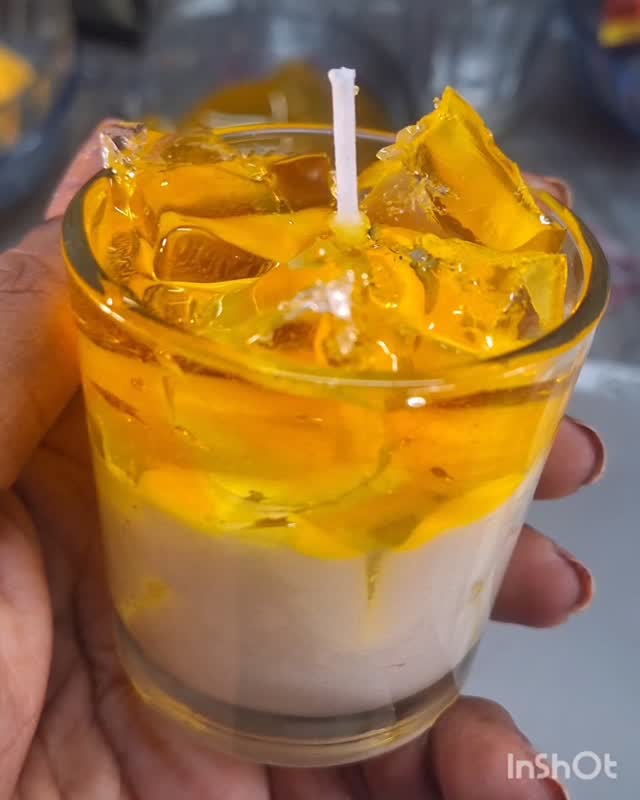 Mango candle